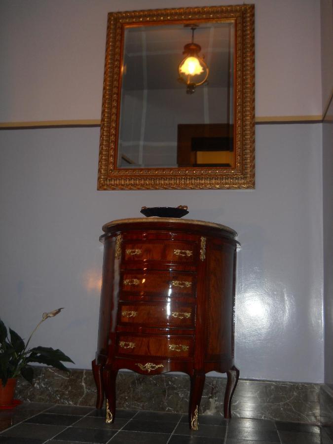 Antico Palazzo Bed & Breakfast Giardini Naxos Luaran gambar