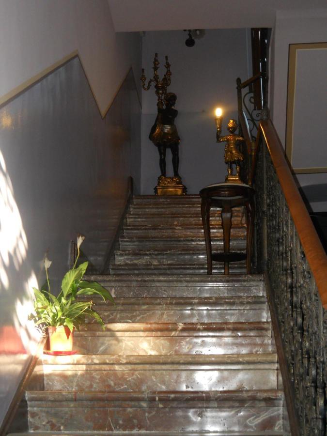 Antico Palazzo Bed & Breakfast Giardini Naxos Luaran gambar