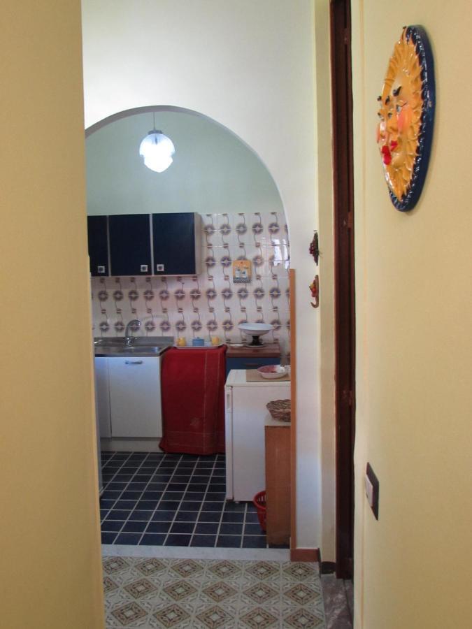 Antico Palazzo Bed & Breakfast Giardini Naxos Luaran gambar