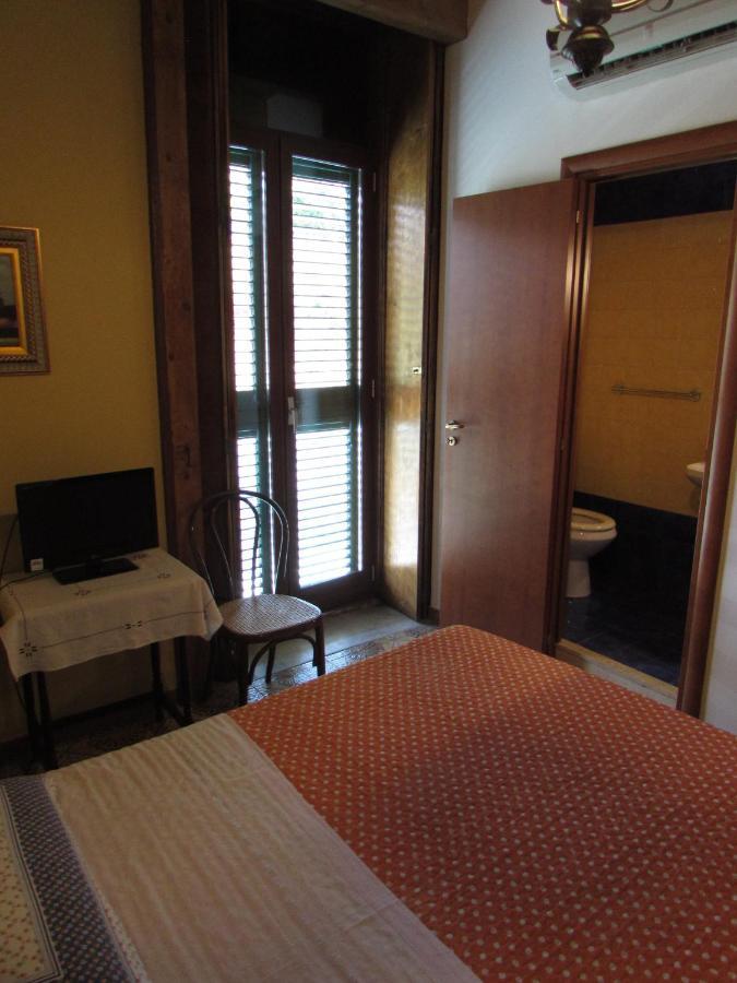 Antico Palazzo Bed & Breakfast Giardini Naxos Luaran gambar