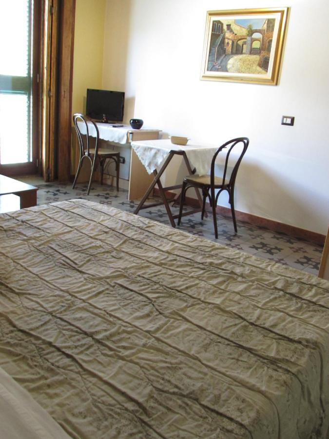 Antico Palazzo Bed & Breakfast Giardini Naxos Luaran gambar
