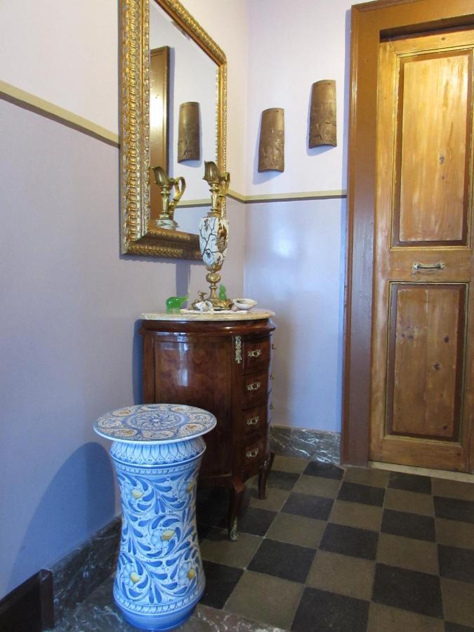 Antico Palazzo Bed & Breakfast Giardini Naxos Luaran gambar