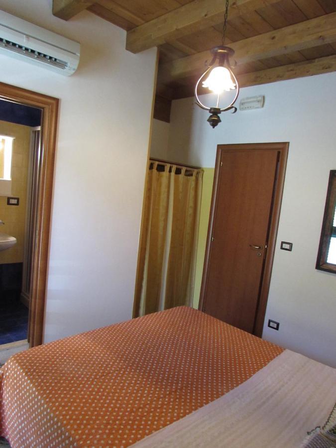 Antico Palazzo Bed & Breakfast Giardini Naxos Luaran gambar